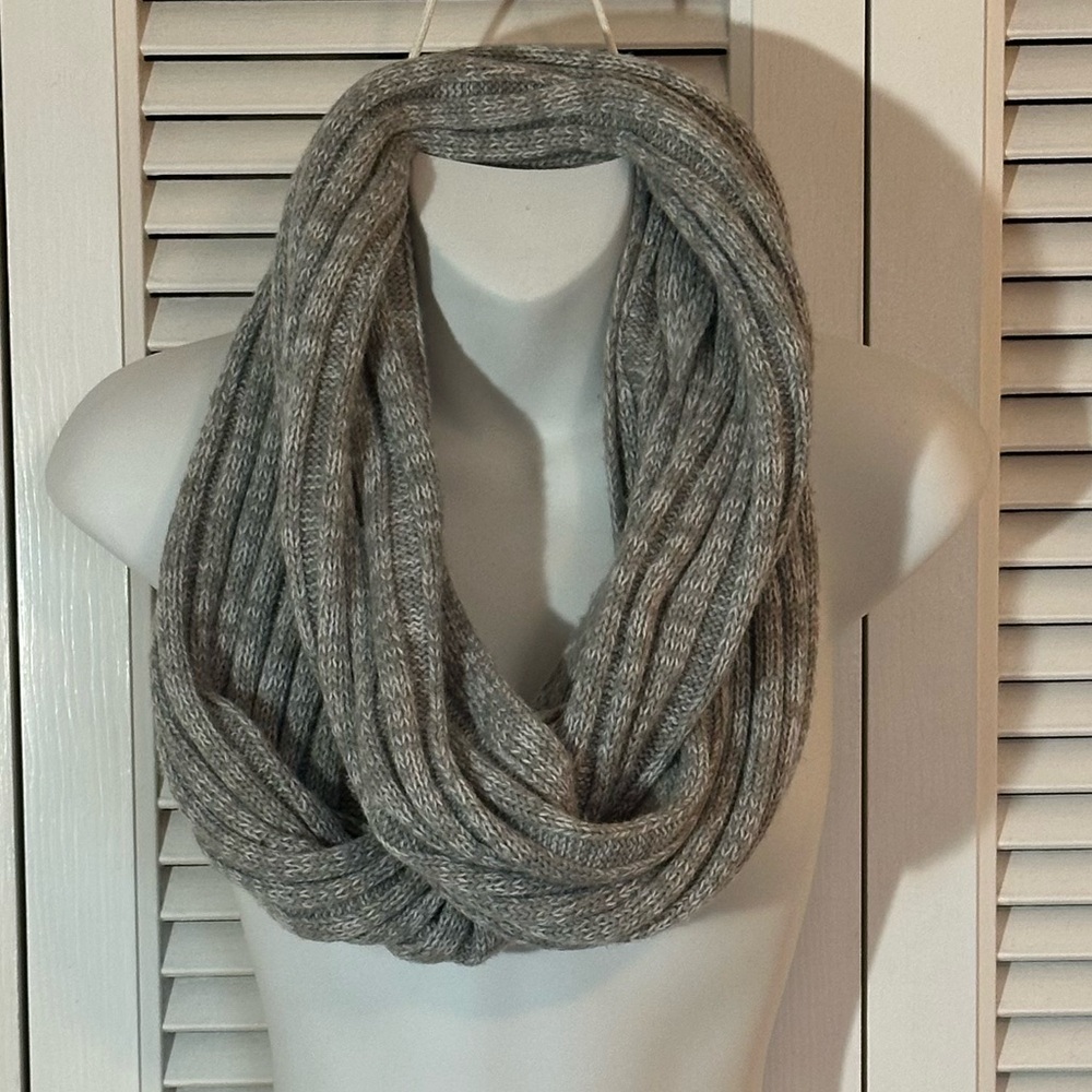 Hollister Heather Gray Infinity Scarf